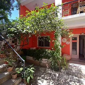 Trip'n'hostel Chill Zone Hostel Tirana